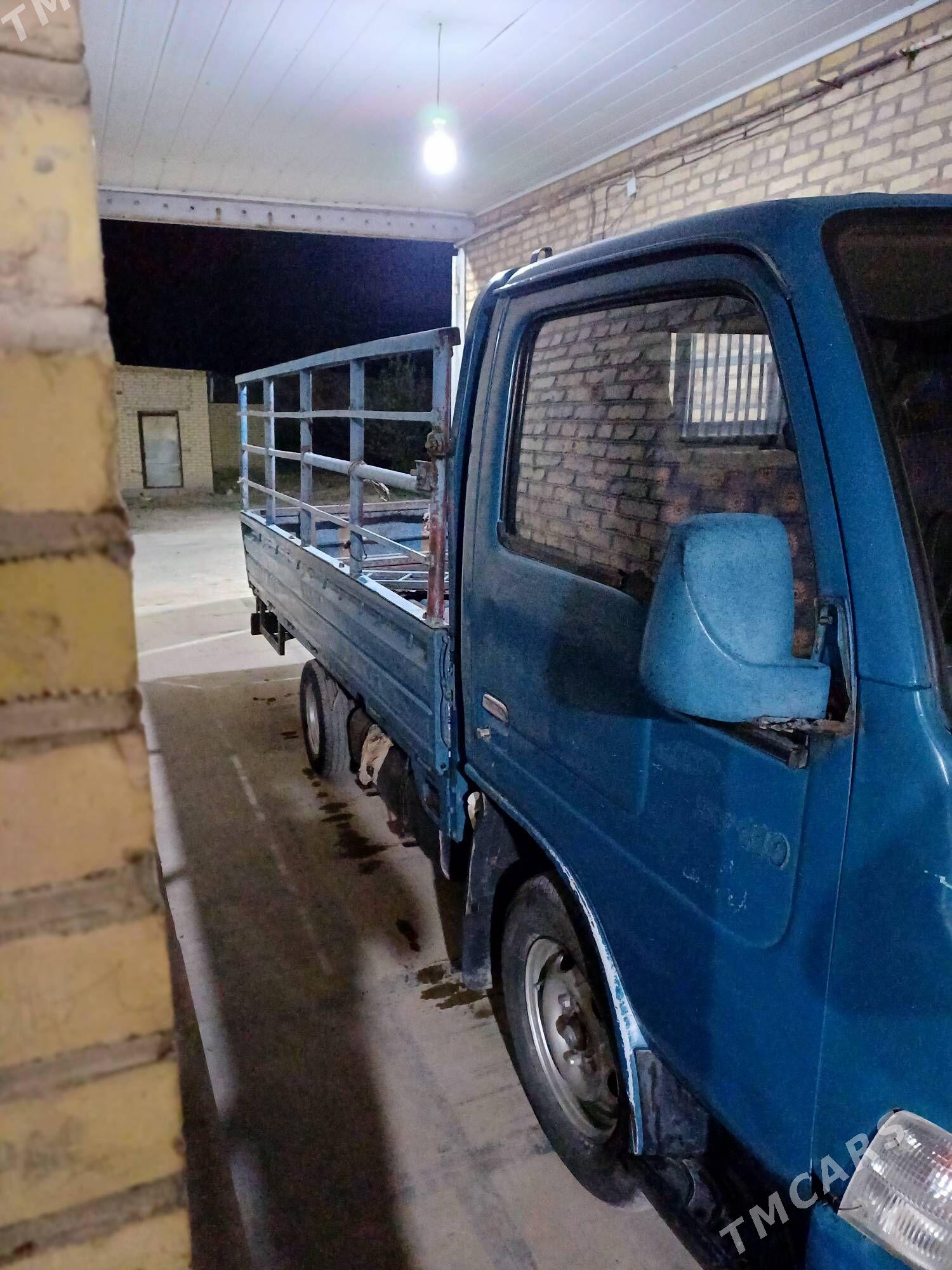 Toyota Dyna 2000 - 60 000 TMT - Сакар - img 4