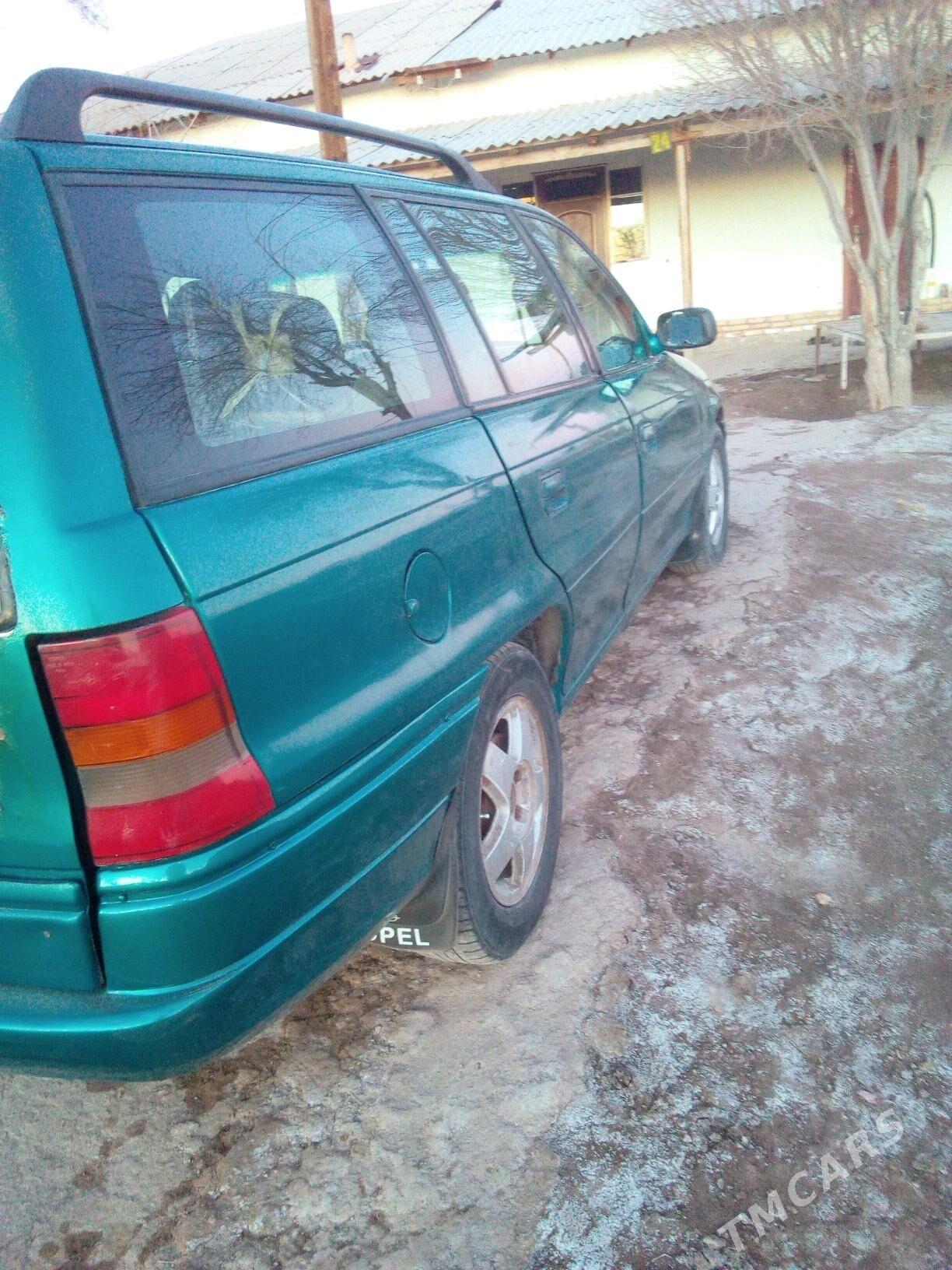 Opel Astra 1996 - 28 000 TMT - Boldumsaz - img 6