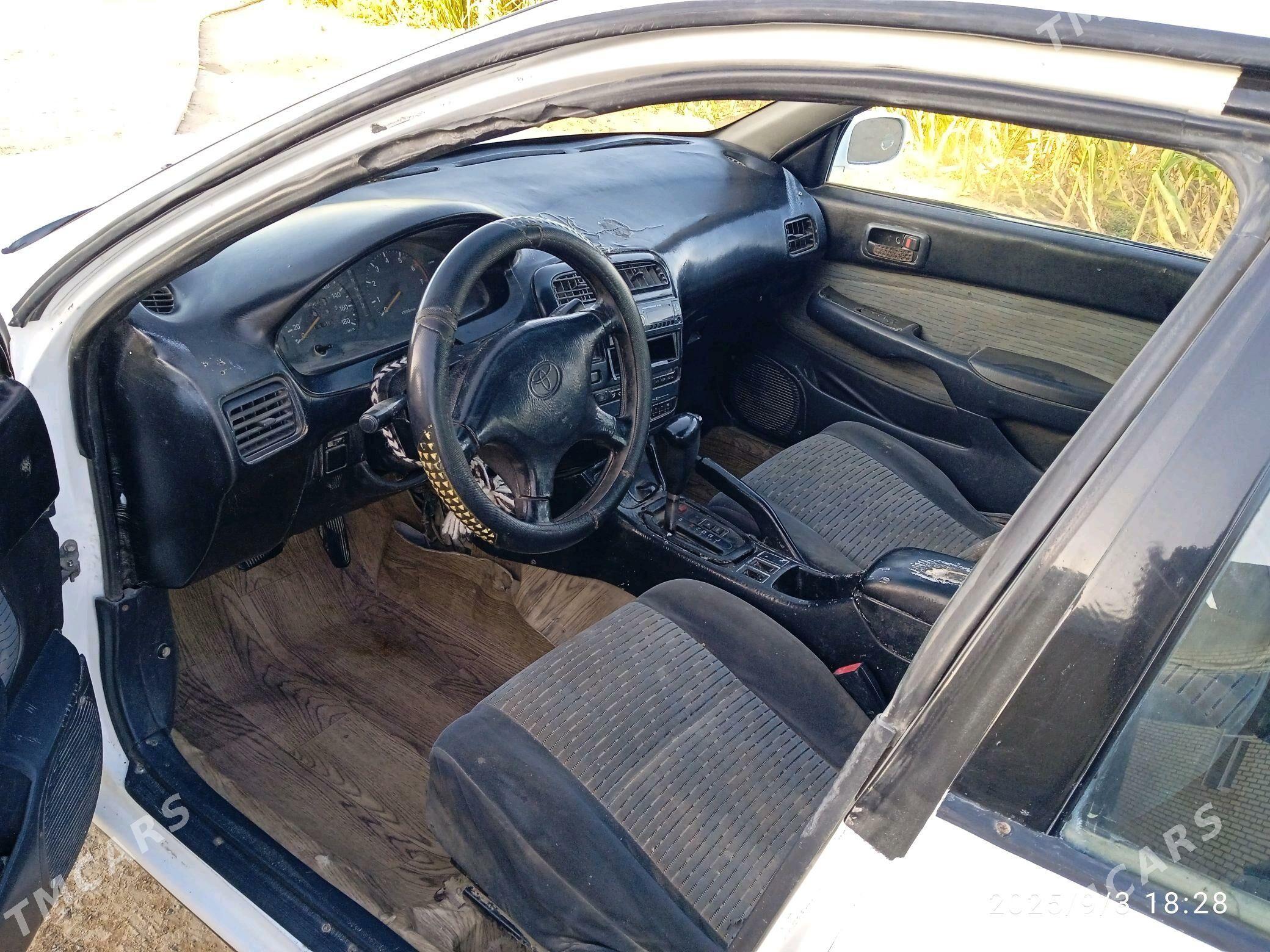 Toyota Carina 1993 - 40 000 TMT - Туркменгала - img 3