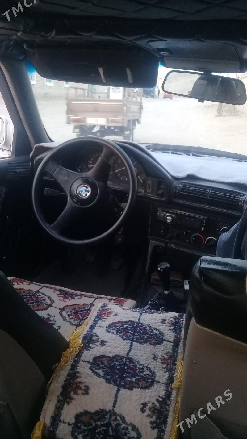 BMW 525 1991 - 45 000 TMT - Дарганата - img 10