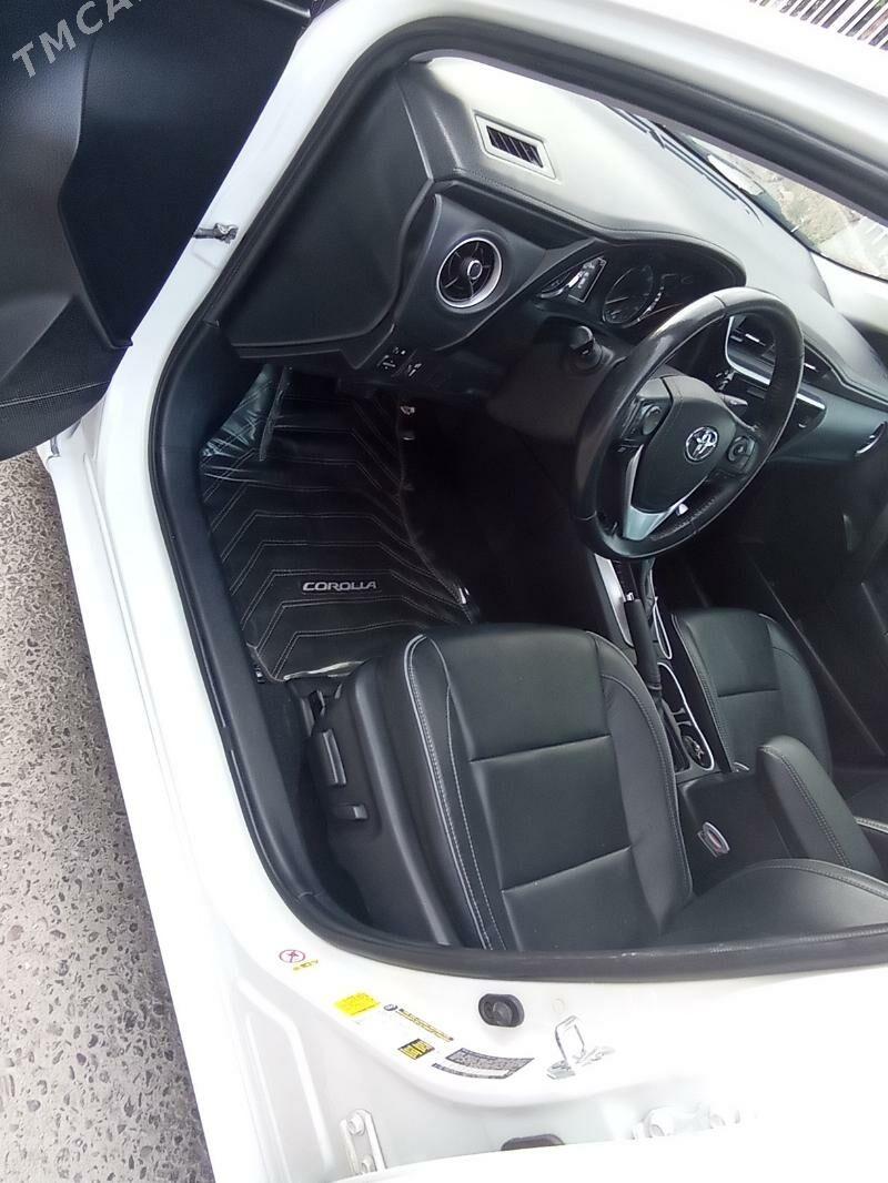 Toyota Corolla 2018 - 215 000 TMT - Ашхабад - img 2