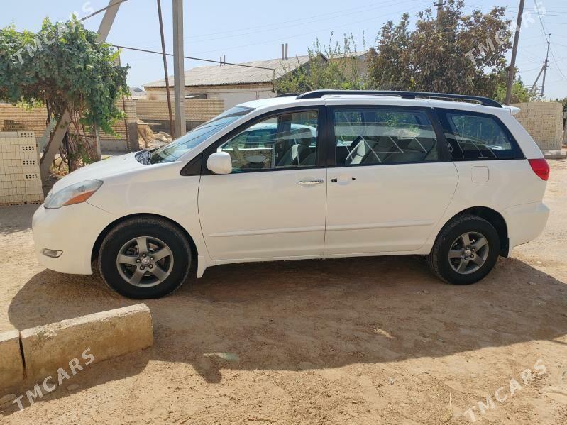 Toyota Sienna 2006 - 215 000 TMT - Байрамали - img 6
