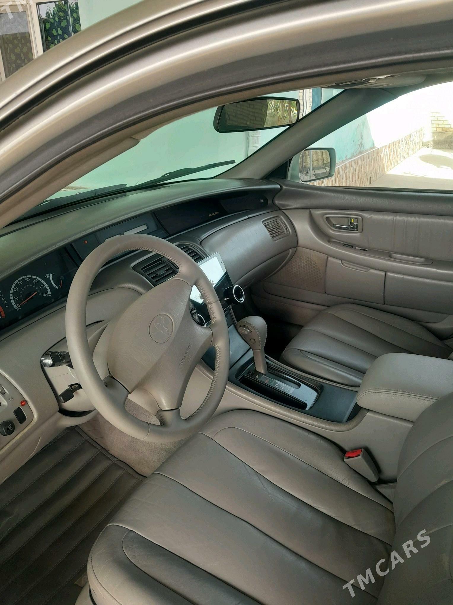 Toyota Avalon 2002 - 210 000 TMT - Saýat - img 3