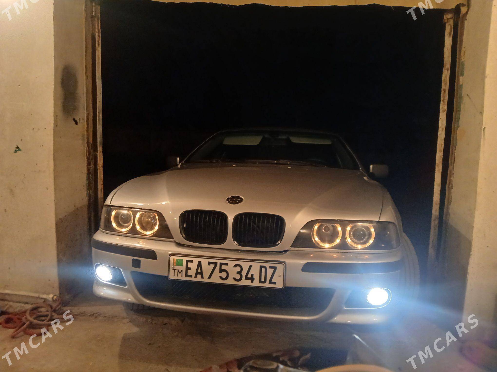 BMW 5 Series 1999 - 80 000 TMT - Кёнеургенч - img 3