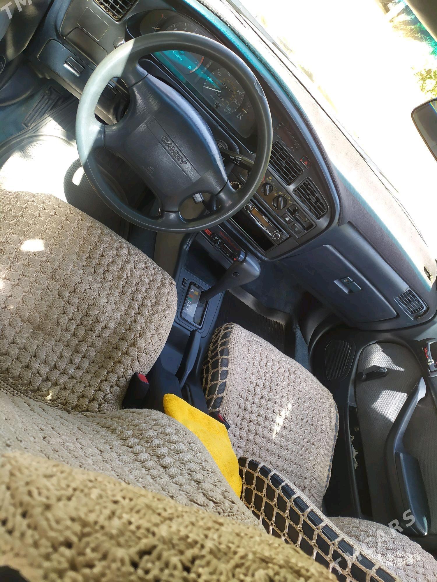 Toyota Camry 1993 - 90 000 TMT - Мары - img 8