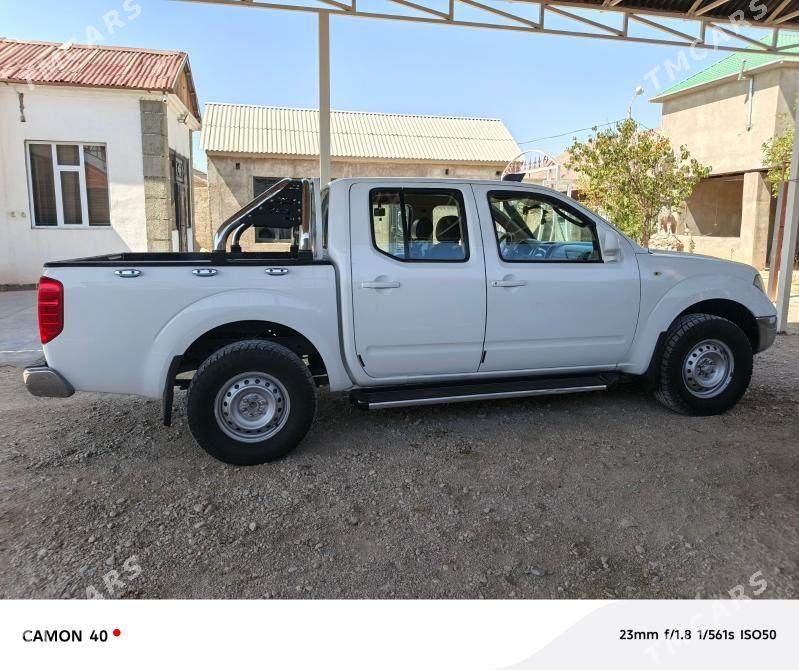 Nissan Navara 2012 - 160 000 TMT - Balkanabat - img 5