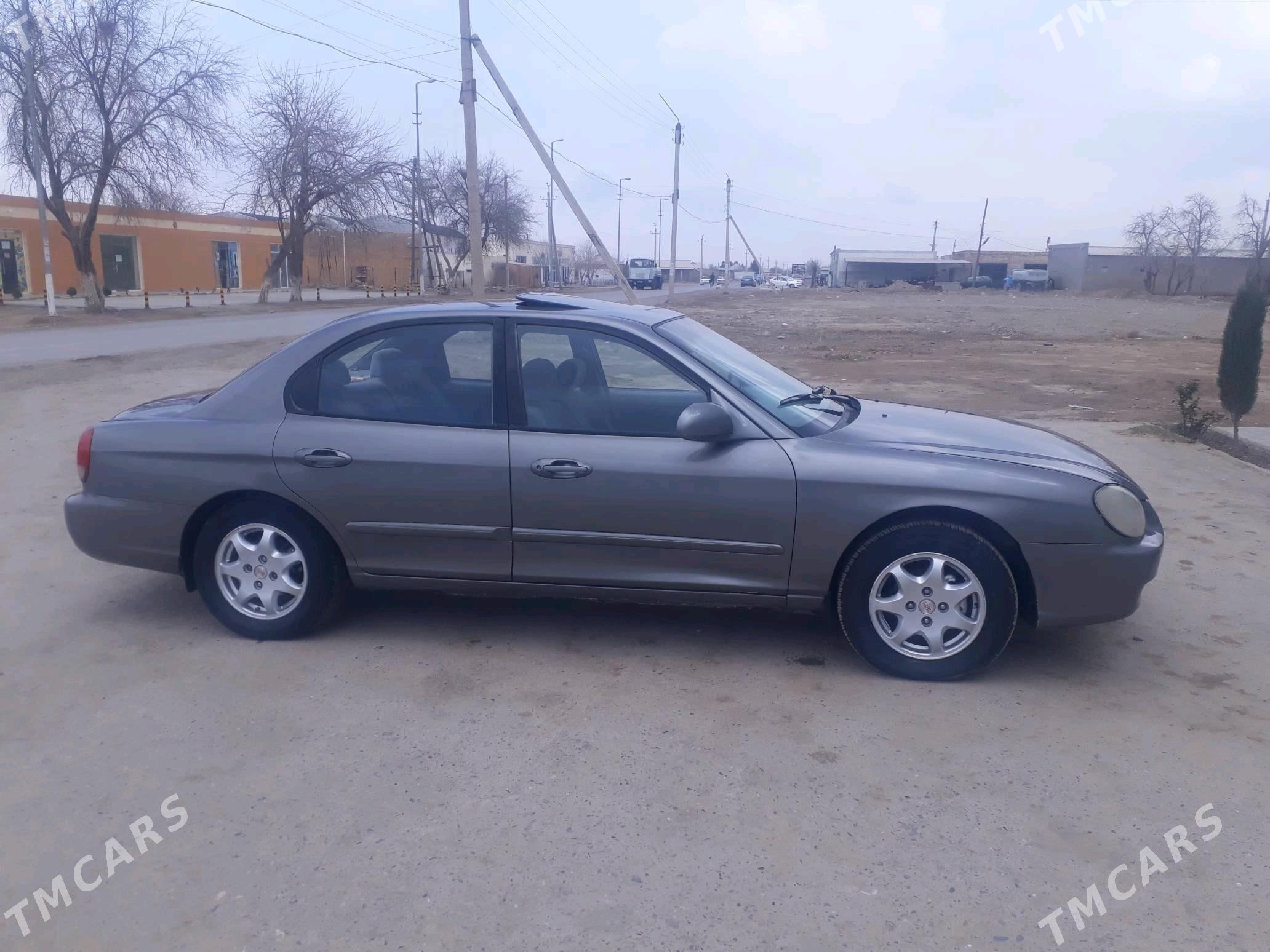 Hyundai Sonata 2001 - 50 000 TMT - Мары - img 4