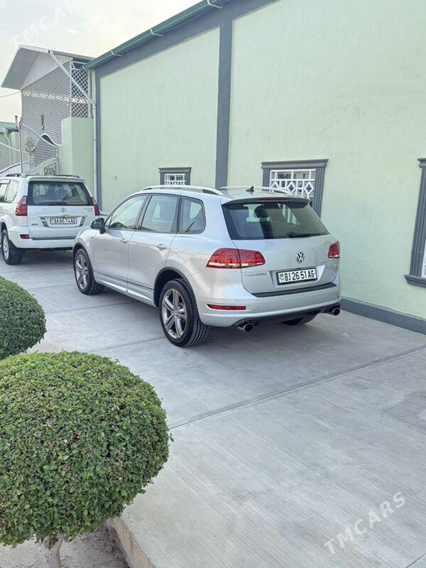 Volkswagen Touareg 2014 - 410 000 TMT - Aşgabat - img 2