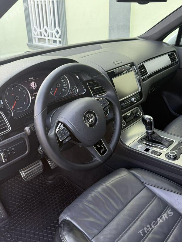 Volkswagen Touareg 2014 - 410 000 TMT - Aşgabat - img 10