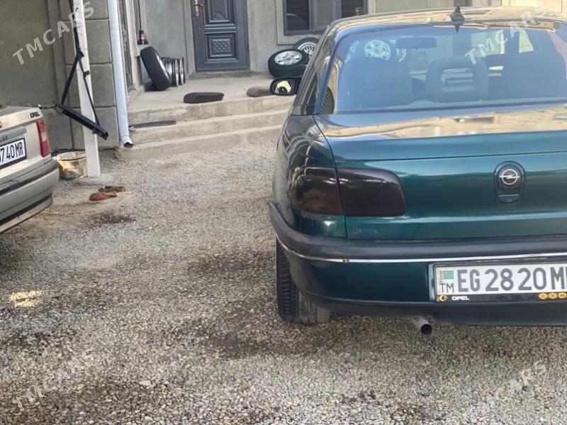 Opel Omega 1995 - 32 000 TMT - Mary - img 6