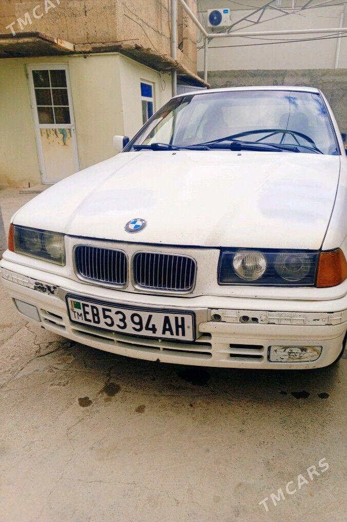 BMW 320 1992 - 38 000 TMT - Herrikgala - img 8