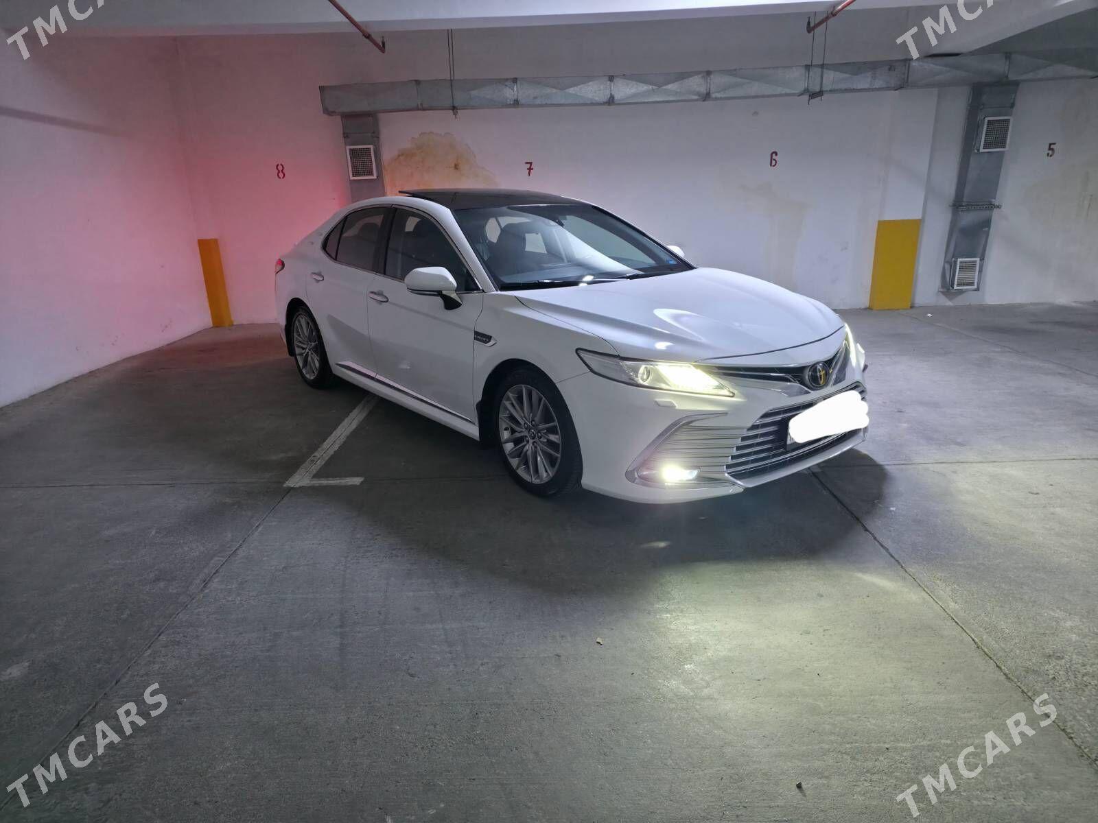 Toyota Camry 2022 - 385 000 TMT - Aşgabat - img 2