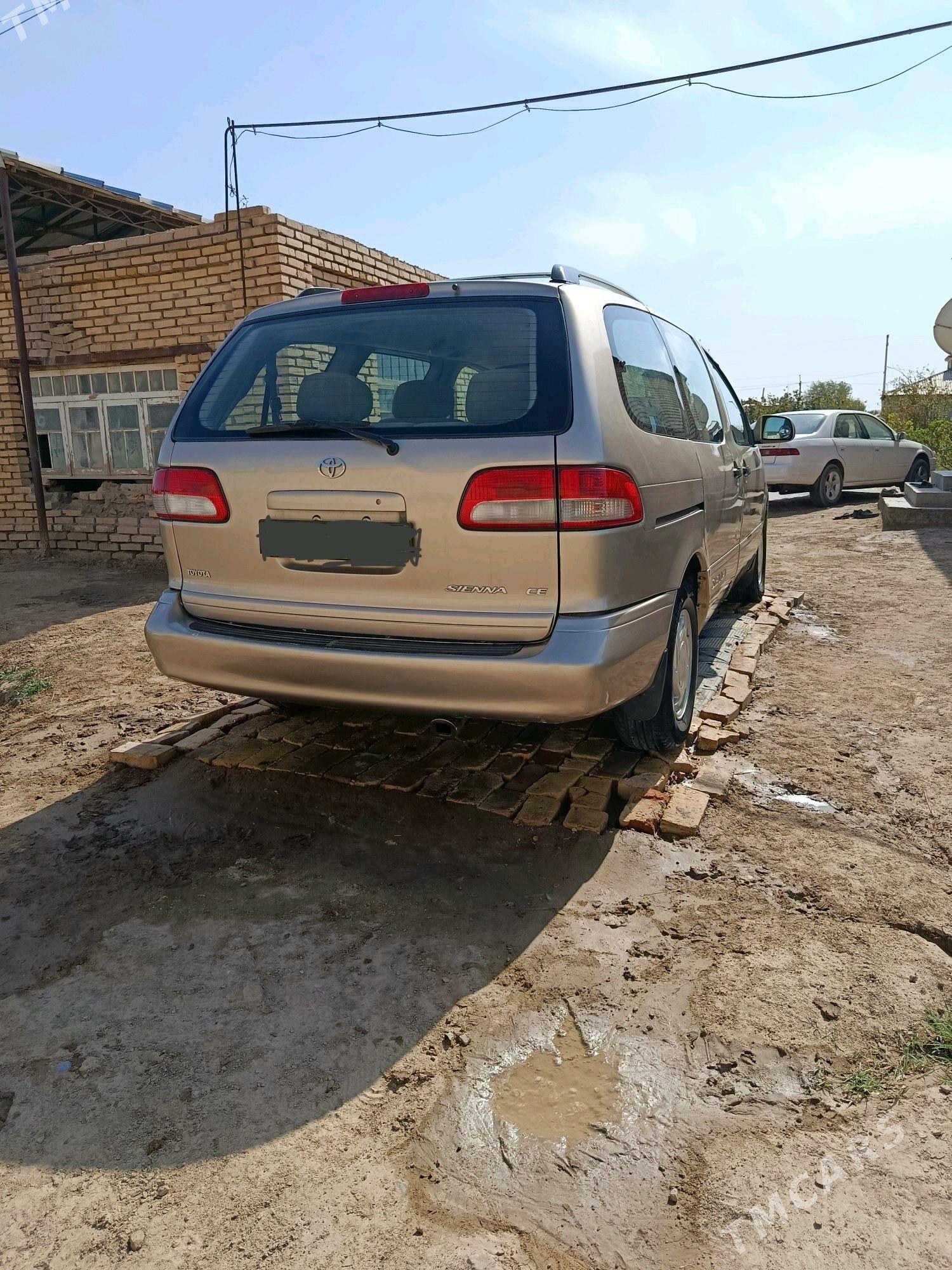 Toyota Sienna 2003 - 158 000 TMT - Сакарчага - img 5