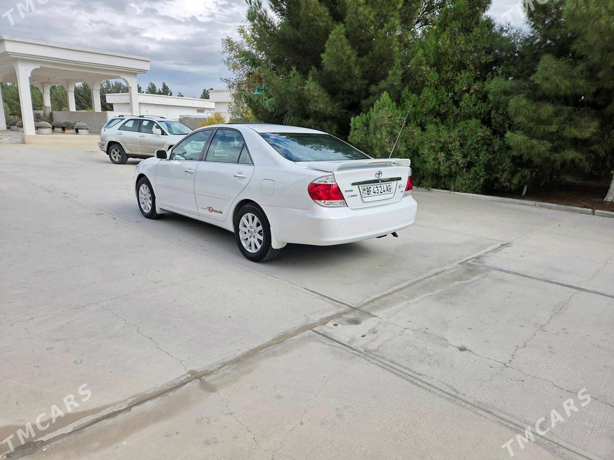 Toyota Camry 2003 - 179 000 TMT - Gökdepe - img 4
