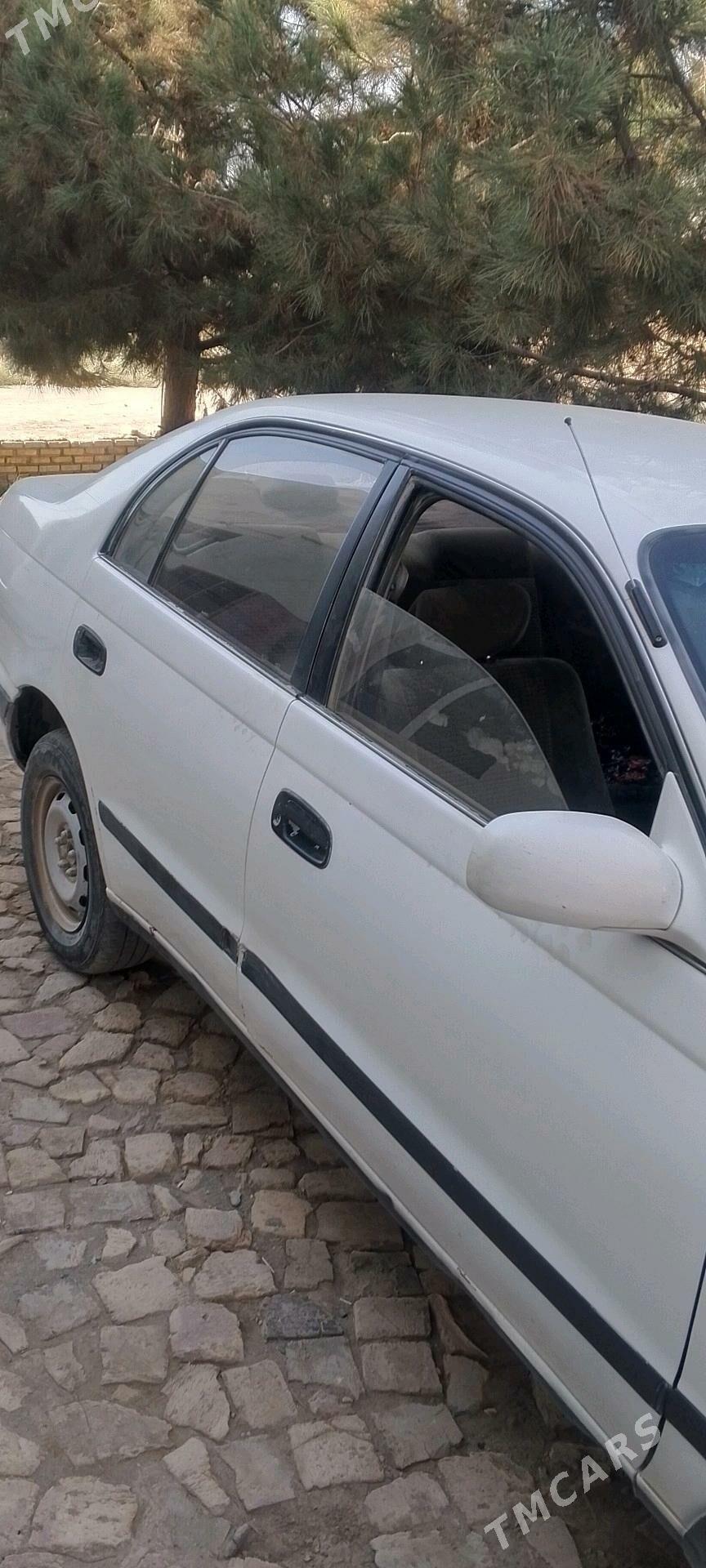 Toyota Corona 1995 - 55 000 TMT - Халач - img 4