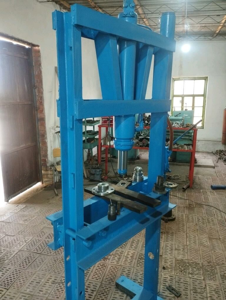 tokarny pres kampresir drel 17 000 TMT - Халач - img 9