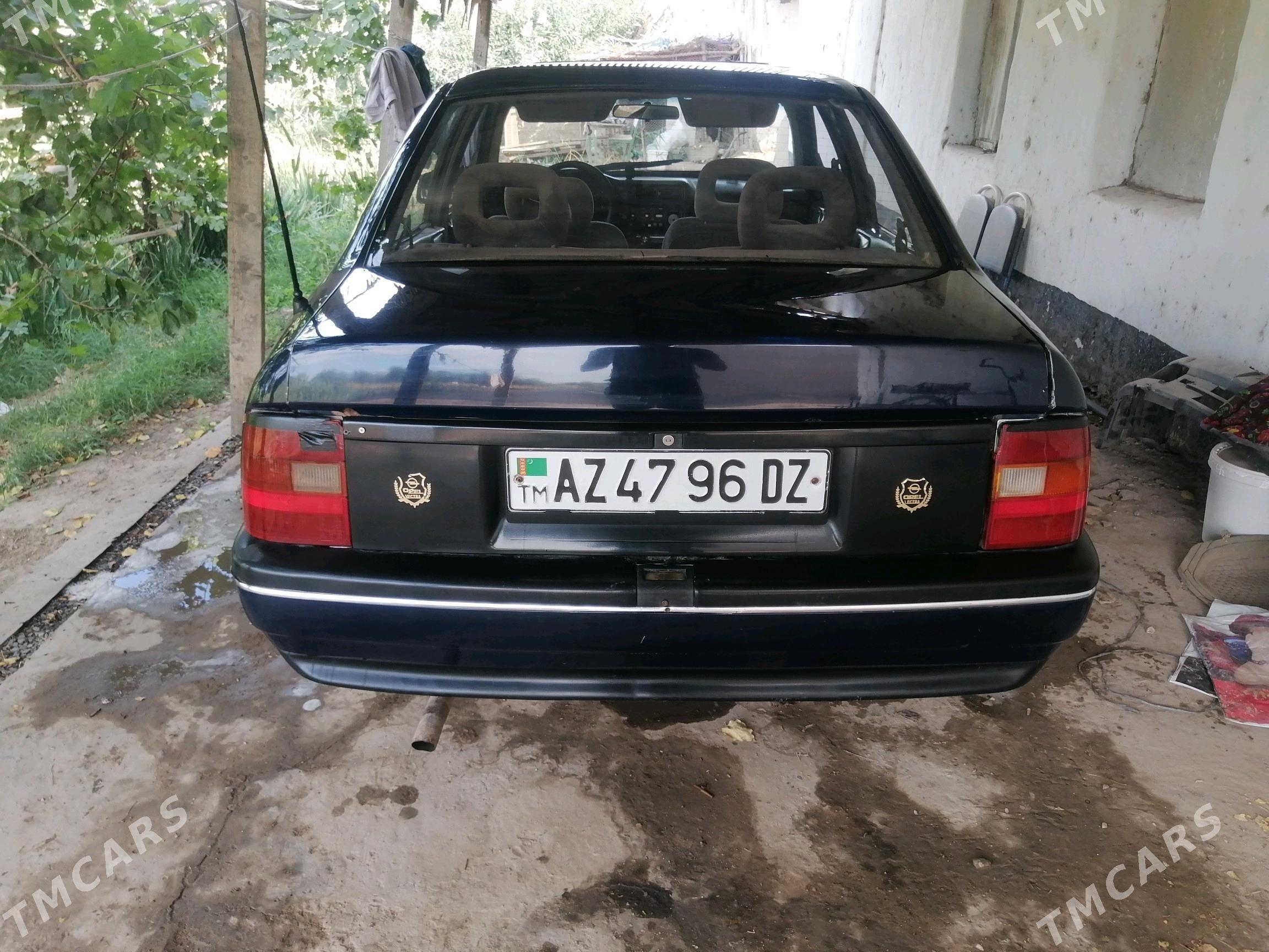 Opel Vectra 1990 - 18 000 TMT - Болдумсаз - img 6