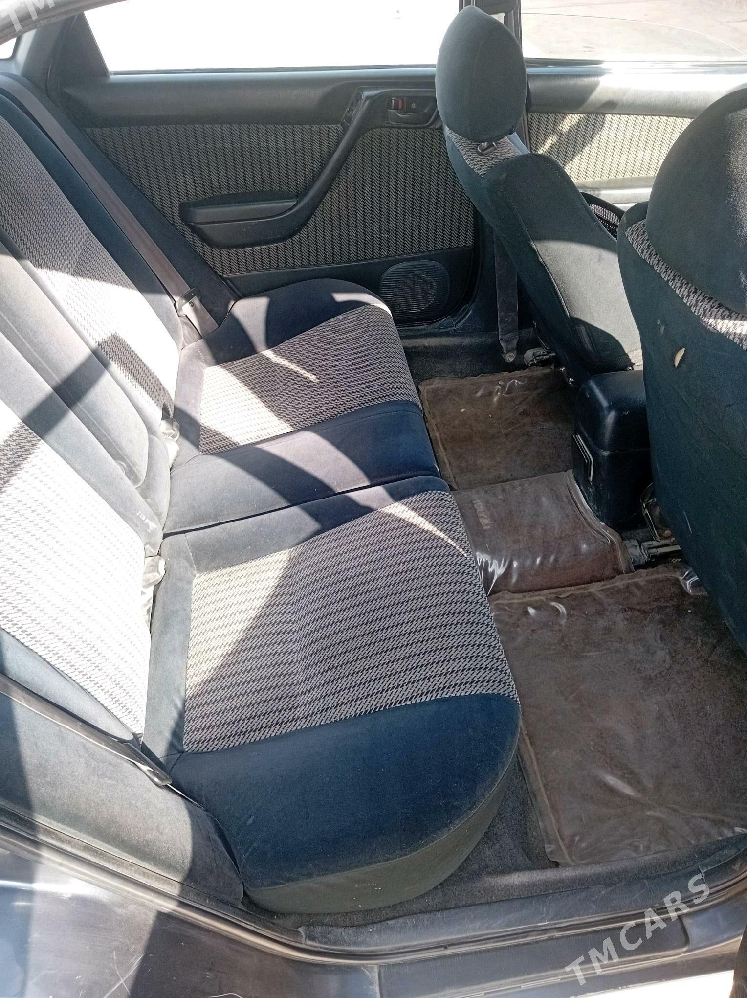 Toyota Carina 1995 - 70 000 TMT - Туркменабат - img 7