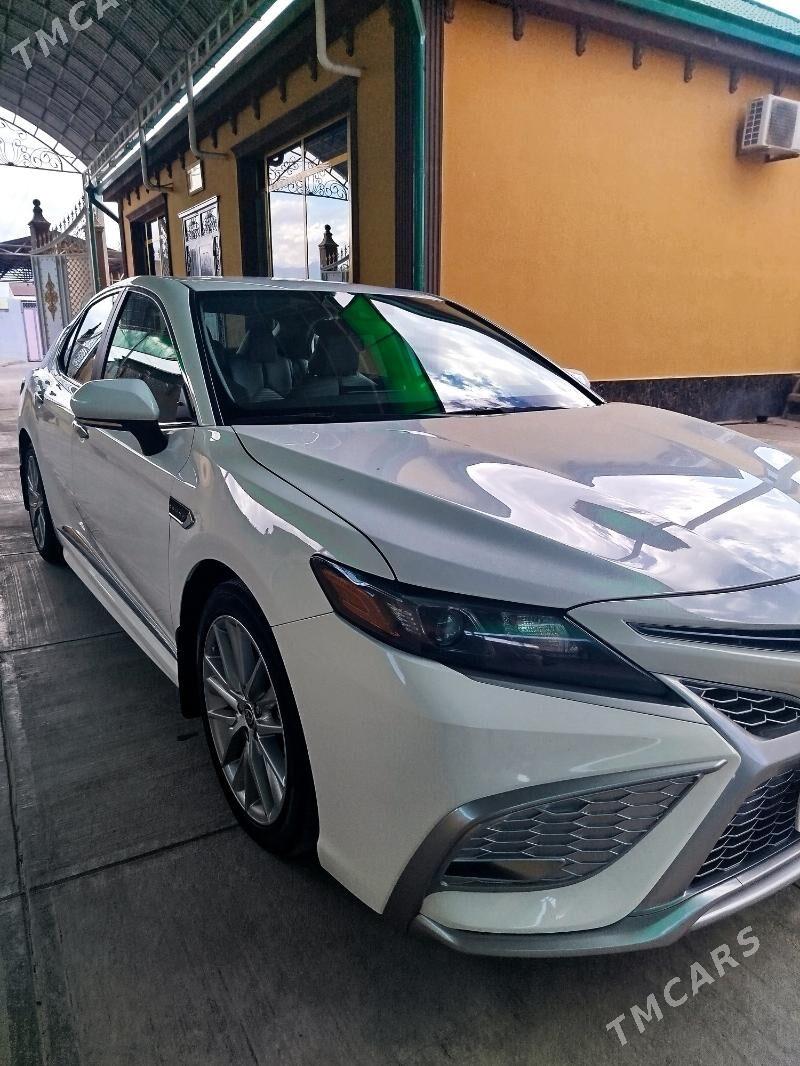 Toyota Camry 2022 - 345 000 TMT - Gurtly - img 2
