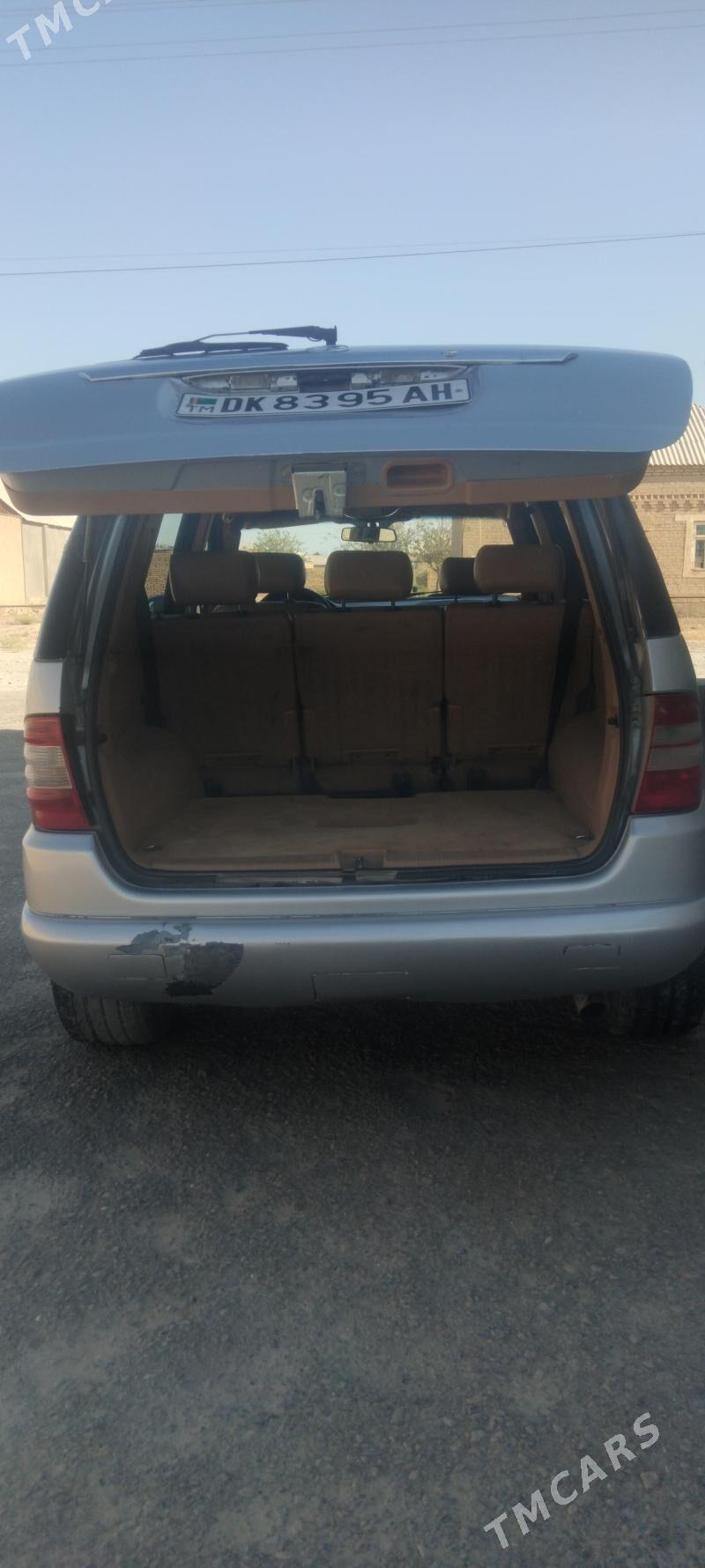 Mercedes-Benz ML350 1998 - 60 000 TMT - Kaka - img 5