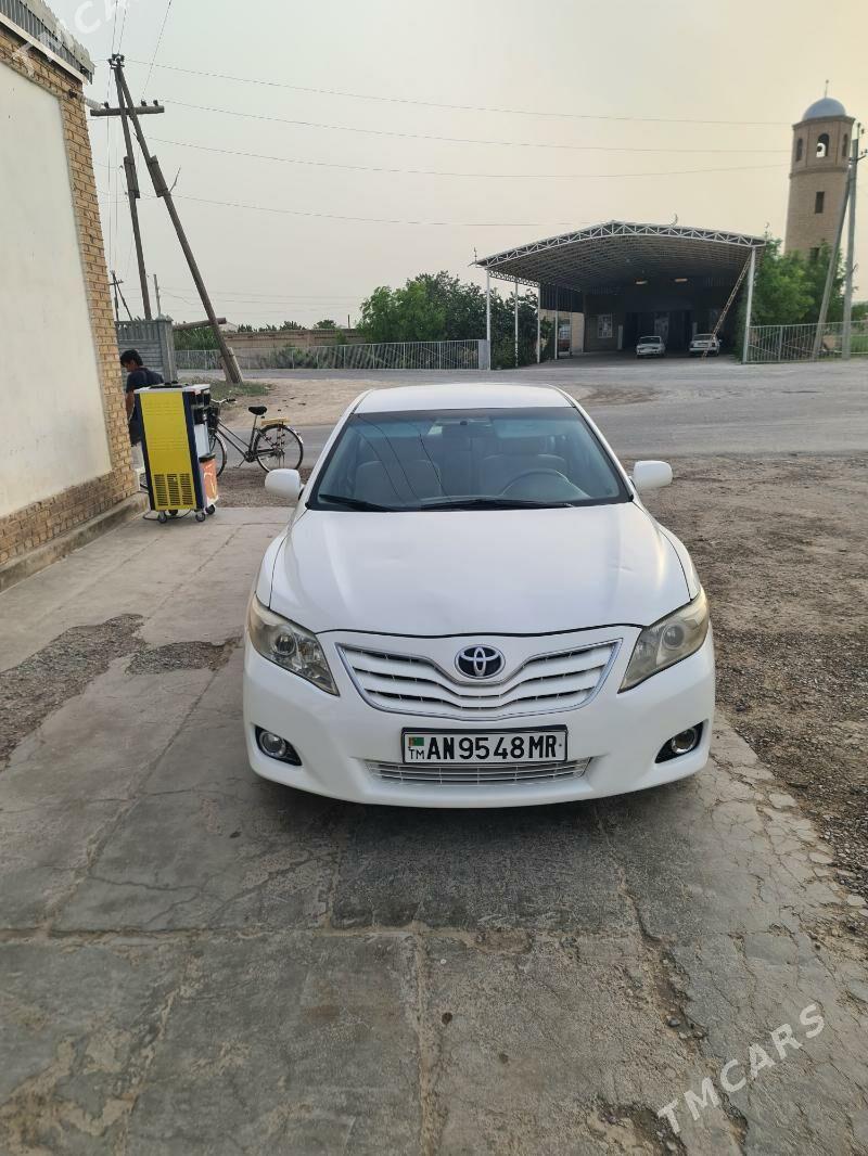 Toyota Camry 2010 - 142 000 TMT - Мары - img 4