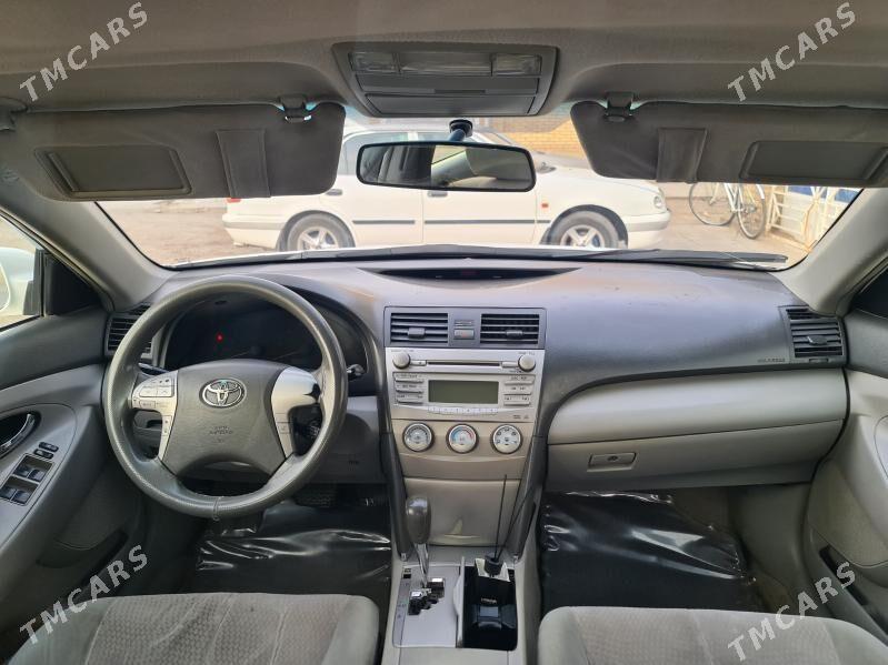 Toyota Camry 2010 - 142 000 TMT - Мары - img 2