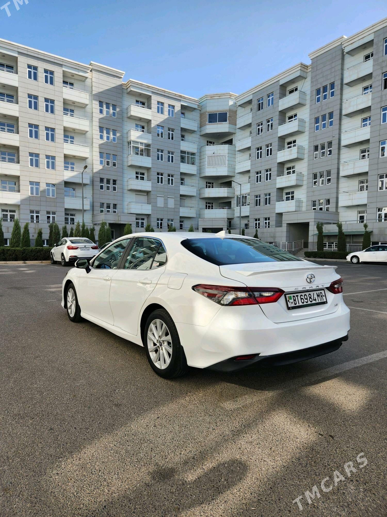 Toyota Camry 2022 - 330 000 TMT - Мары - img 3