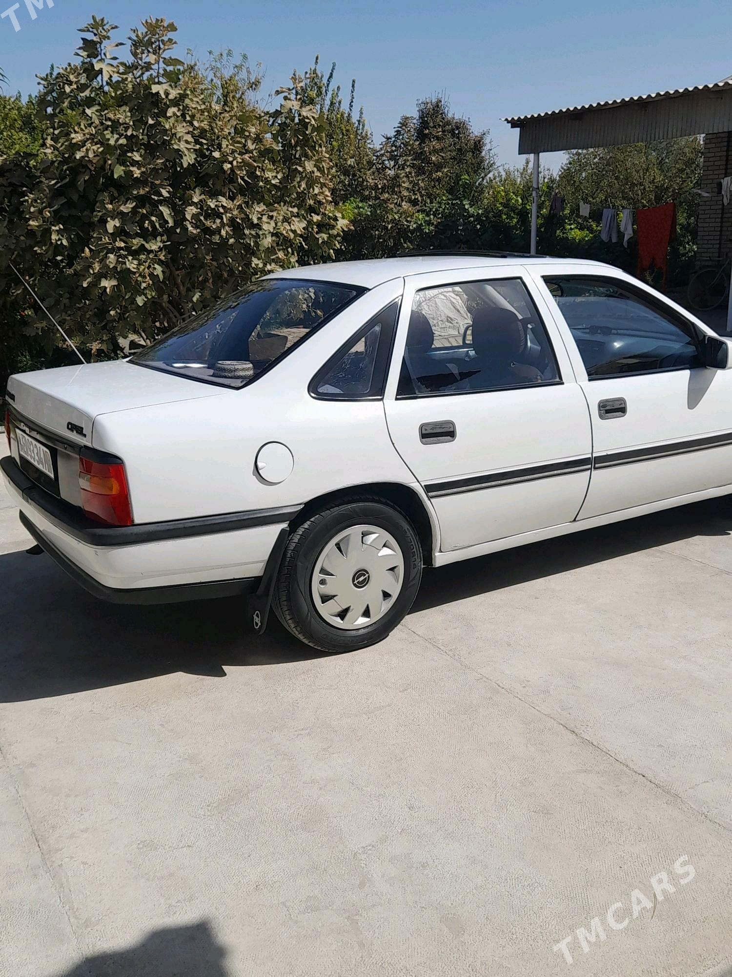 Opel Vectra 1991 - 34 000 TMT - Mary - img 2
