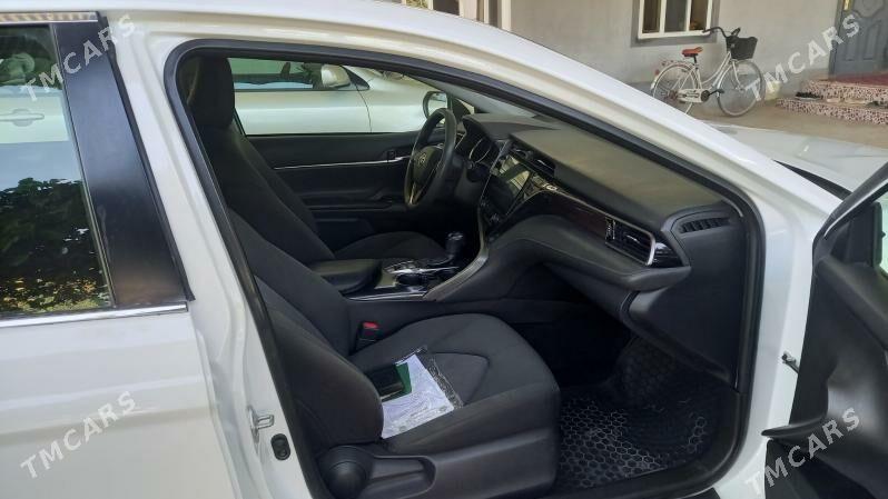 Toyota Camry 2020 - 235 000 TMT - Мары - img 3