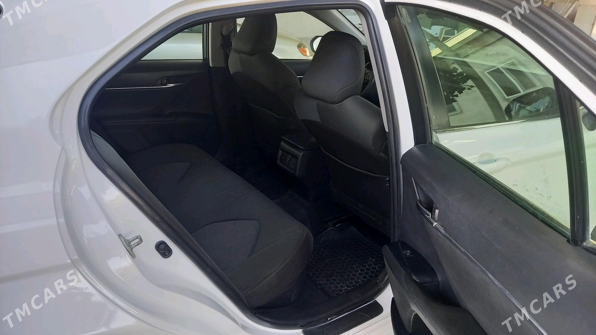 Toyota Camry 2020 - 235 000 TMT - Мары - img 8