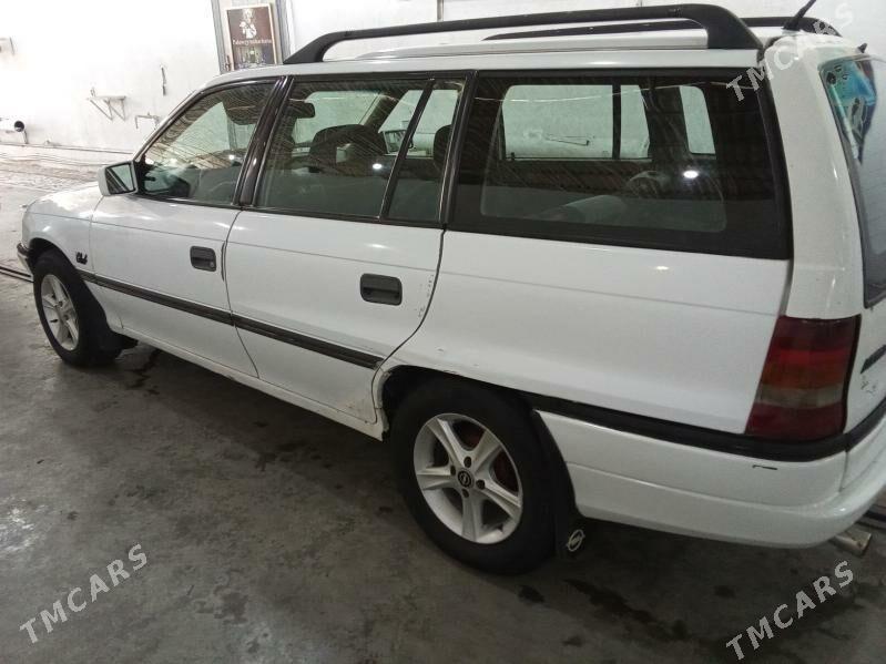 Opel Astra 1993 - 35 000 TMT - Байрамали - img 2