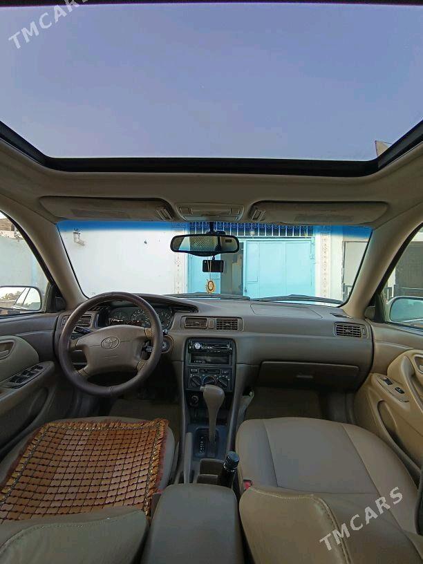 Toyota Camry 1997 - 130 000 TMT - Мургап - img 2