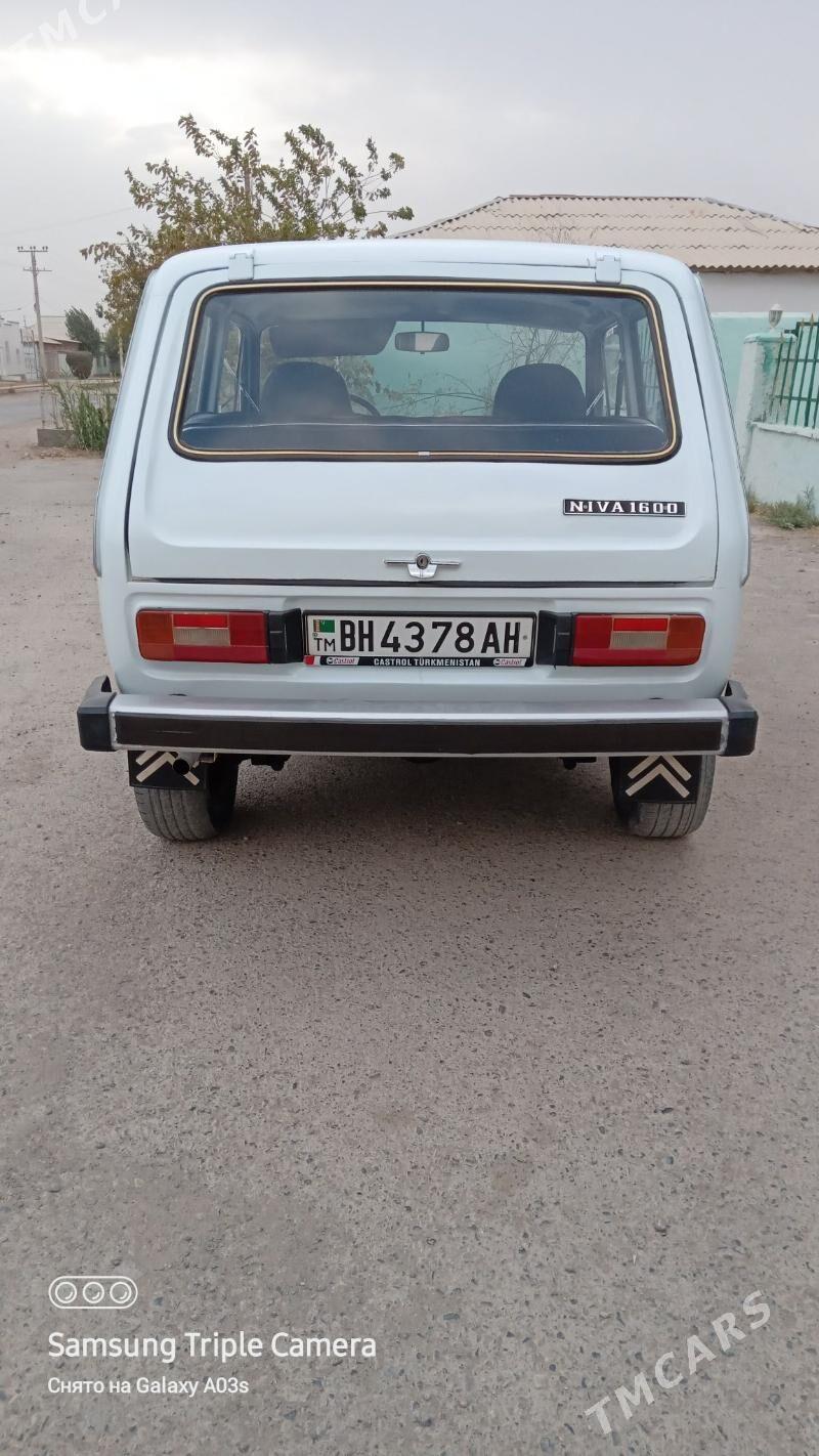 Lada Niva 1995 - 40 000 TMT - Теджен - img 2