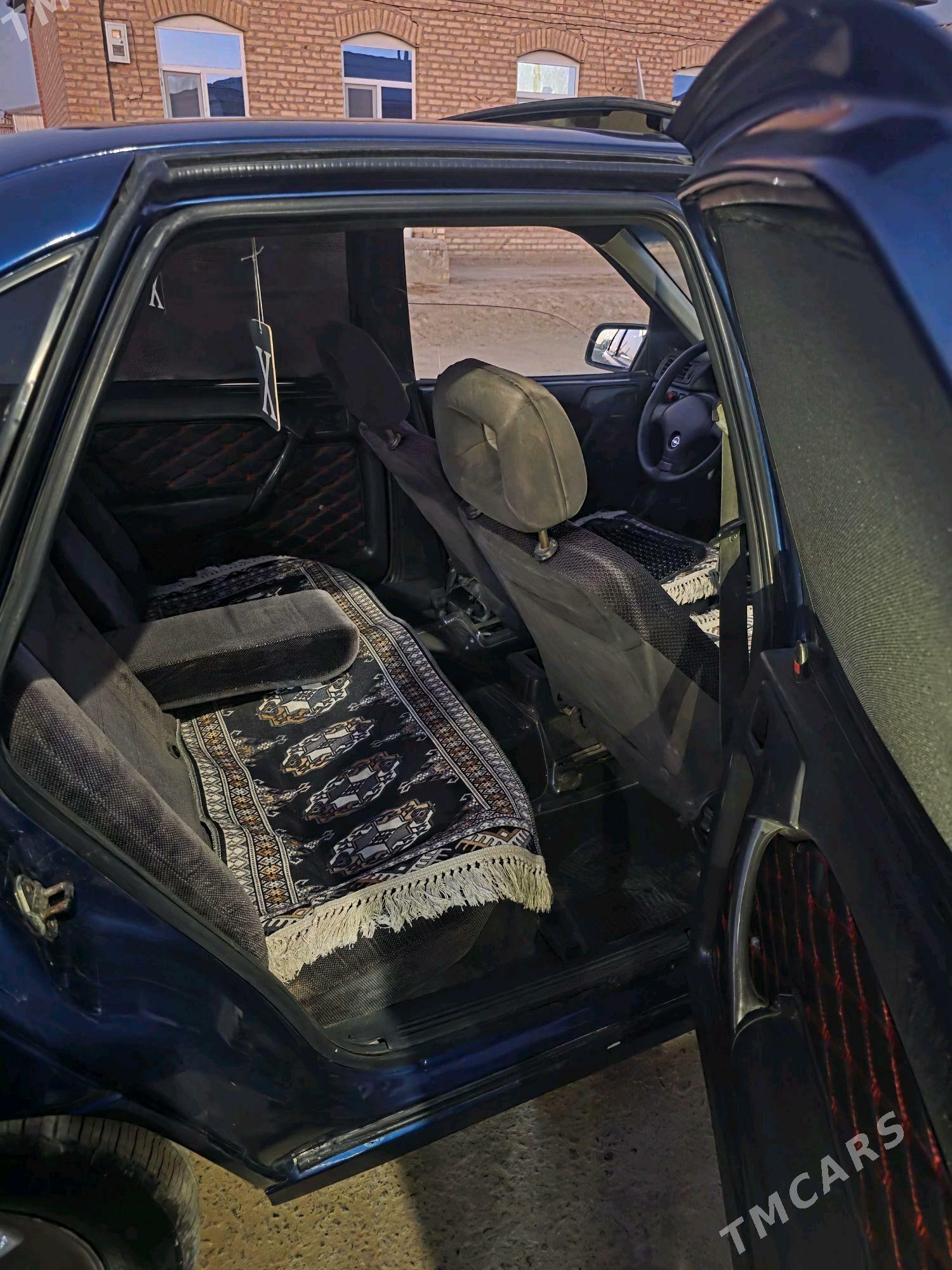 Opel Vectra 1992 - 40 000 TMT - Мары - img 7