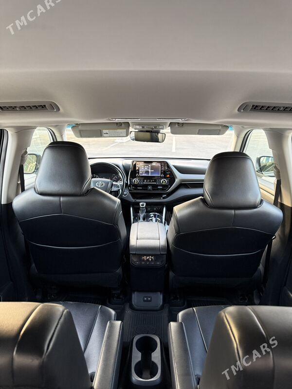 Toyota Highlander 2021 - 550 000 TMT - Мары - img 3
