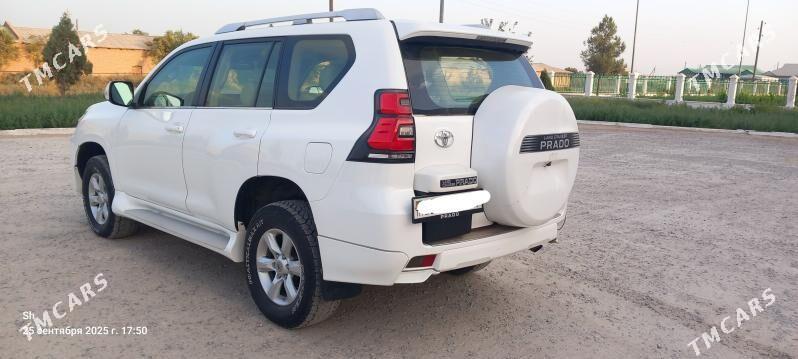 Toyota Land Cruiser Prado 2012 - 640 000 TMT - Kerki - img 2