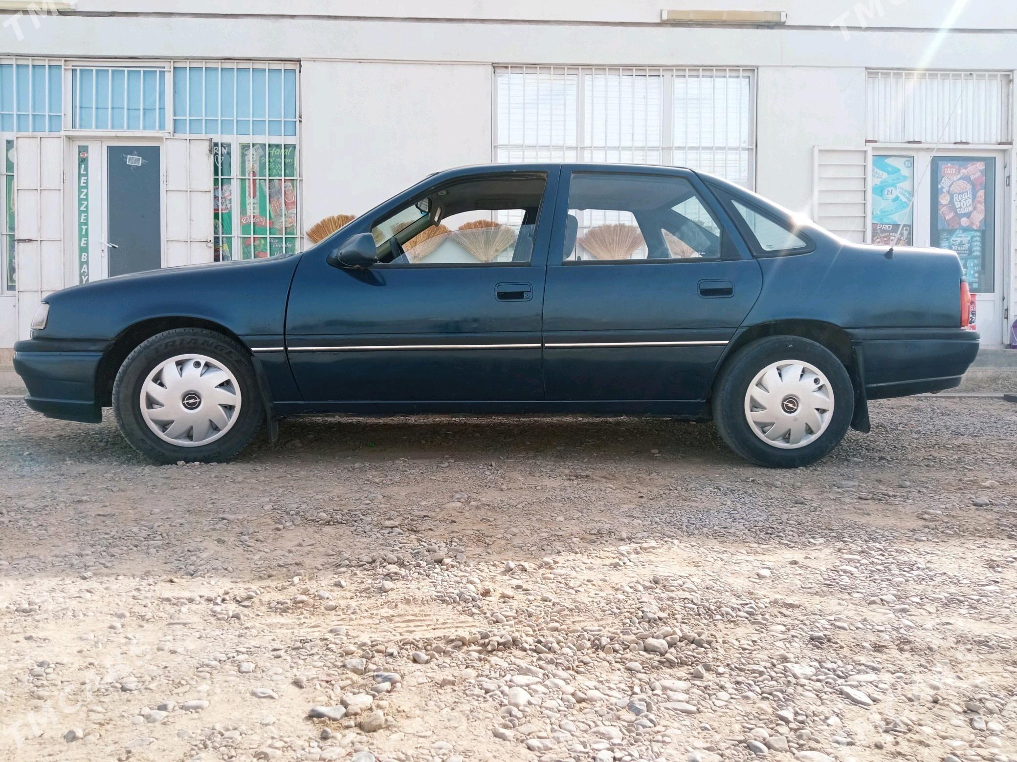 Opel Vectra 1992 - 30 000 TMT - Mary - img 6