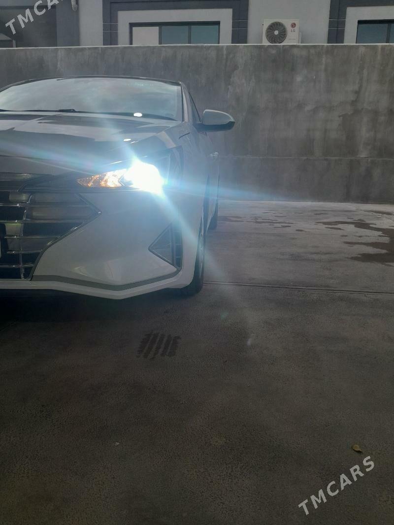 Hyundai Elantra 2021 - 240 000 TMT - Ашхабад - img 4