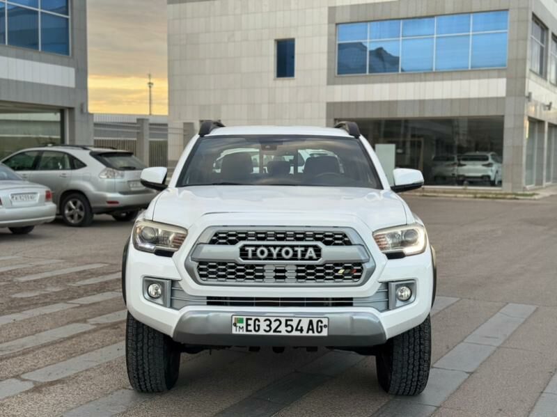 Toyota Tacoma 2021 - 315 000 TMT - Aşgabat - img 6