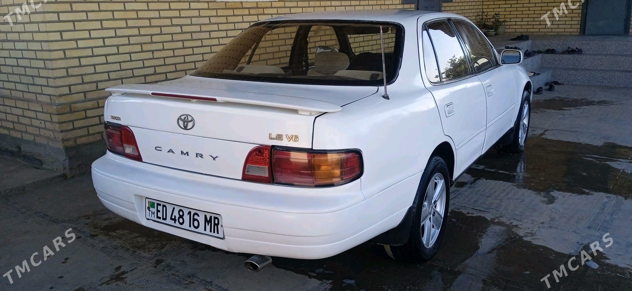 Toyota Camry 1995 - 86 000 TMT - Сакарчага - img 5