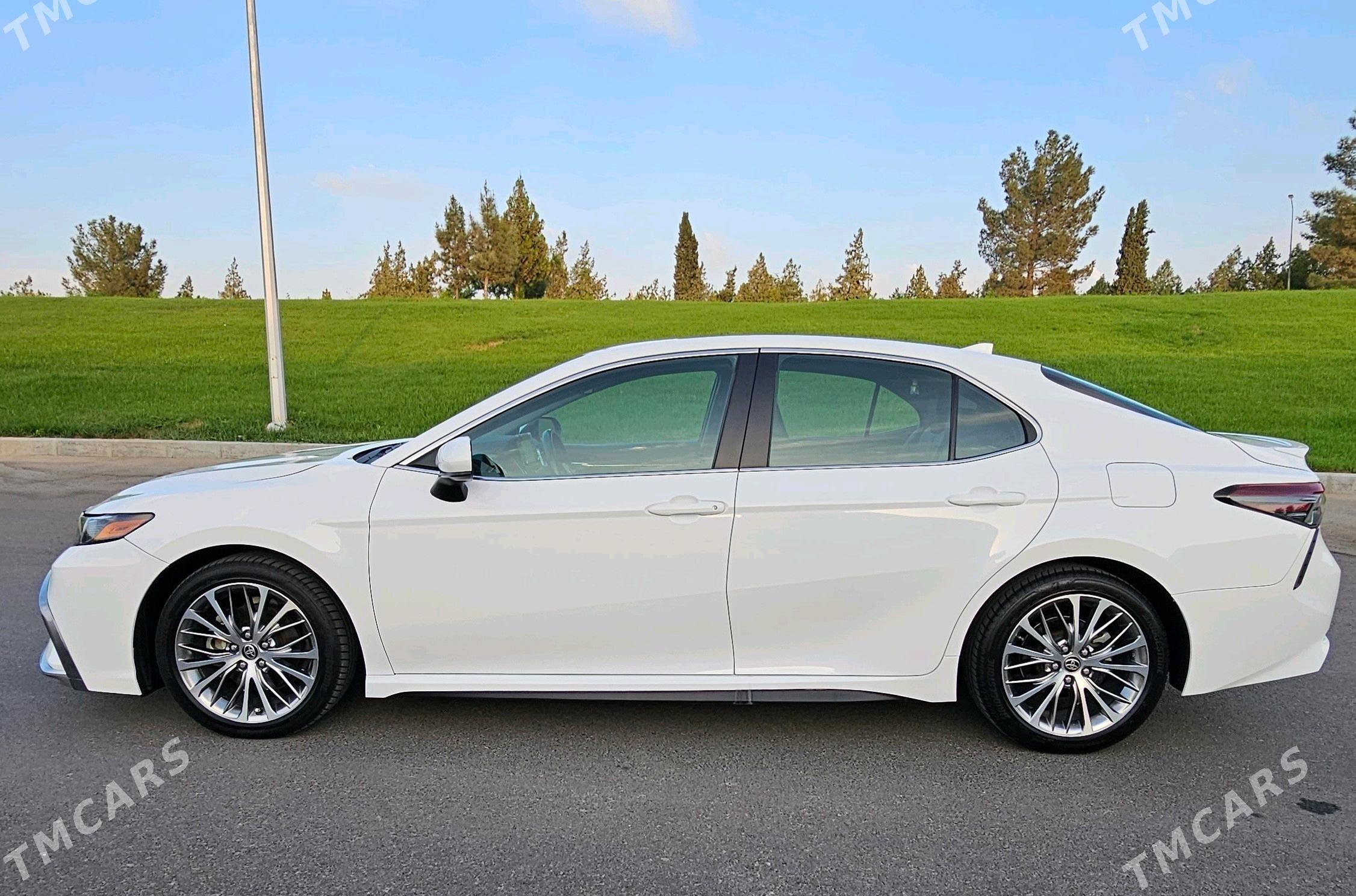 Toyota Camry 2021 - 330 000 TMT - Херрикгала - img 6