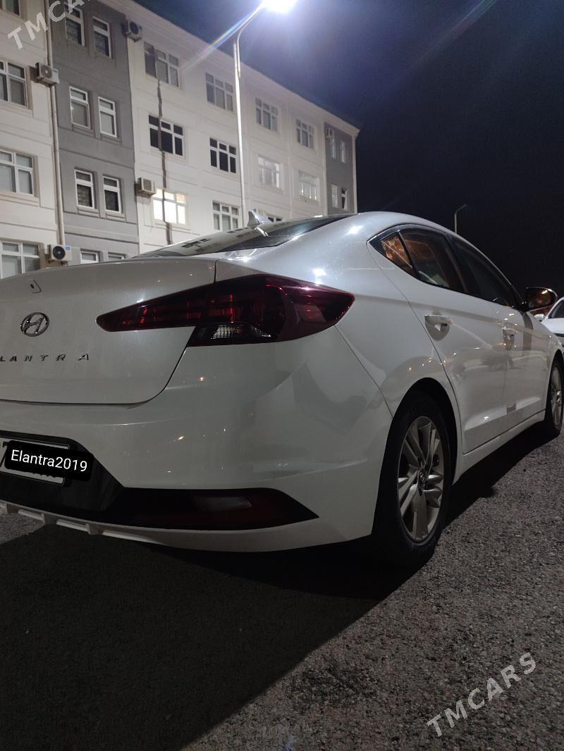 Hyundai Elantra 2019 - 200 000 TMT - Ашхабад - img 4
