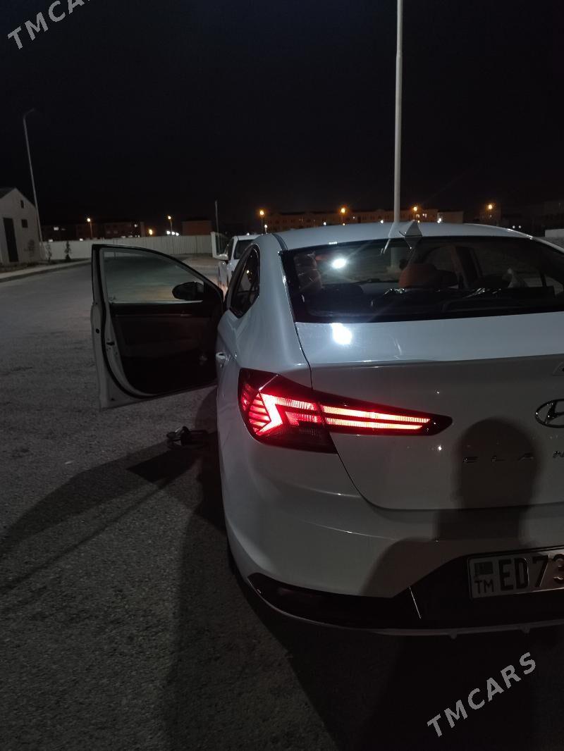 Hyundai Elantra 2019 - 200 000 TMT - Ашхабад - img 6
