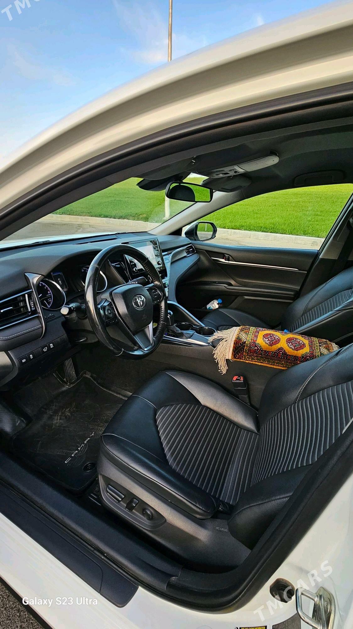 Toyota Camry 2021 - 330 000 TMT - Херрикгала - img 9