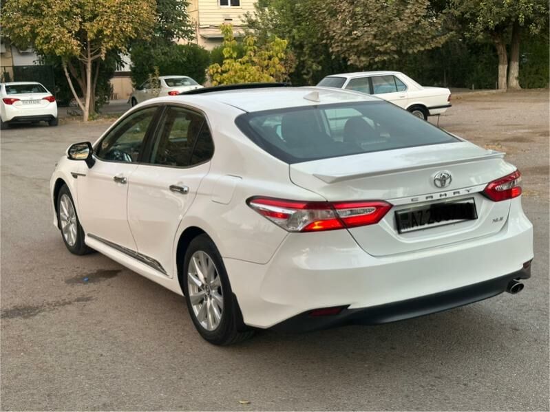 Toyota Camry 2019 - 310 000 TMT - Aşgabat - img 4