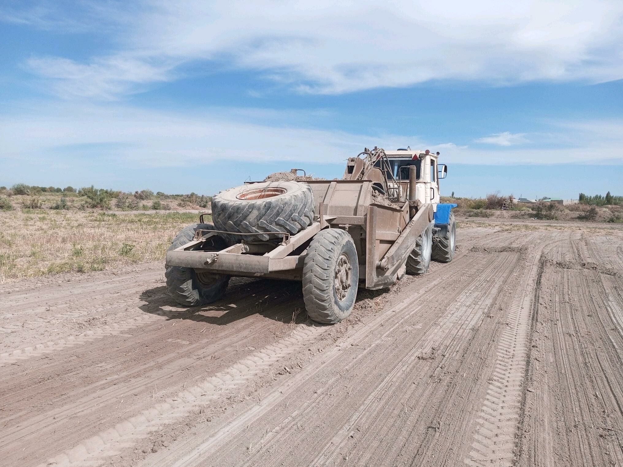 MTZ T-28 1989 - 95 000 TMT - Akdepe - img 4