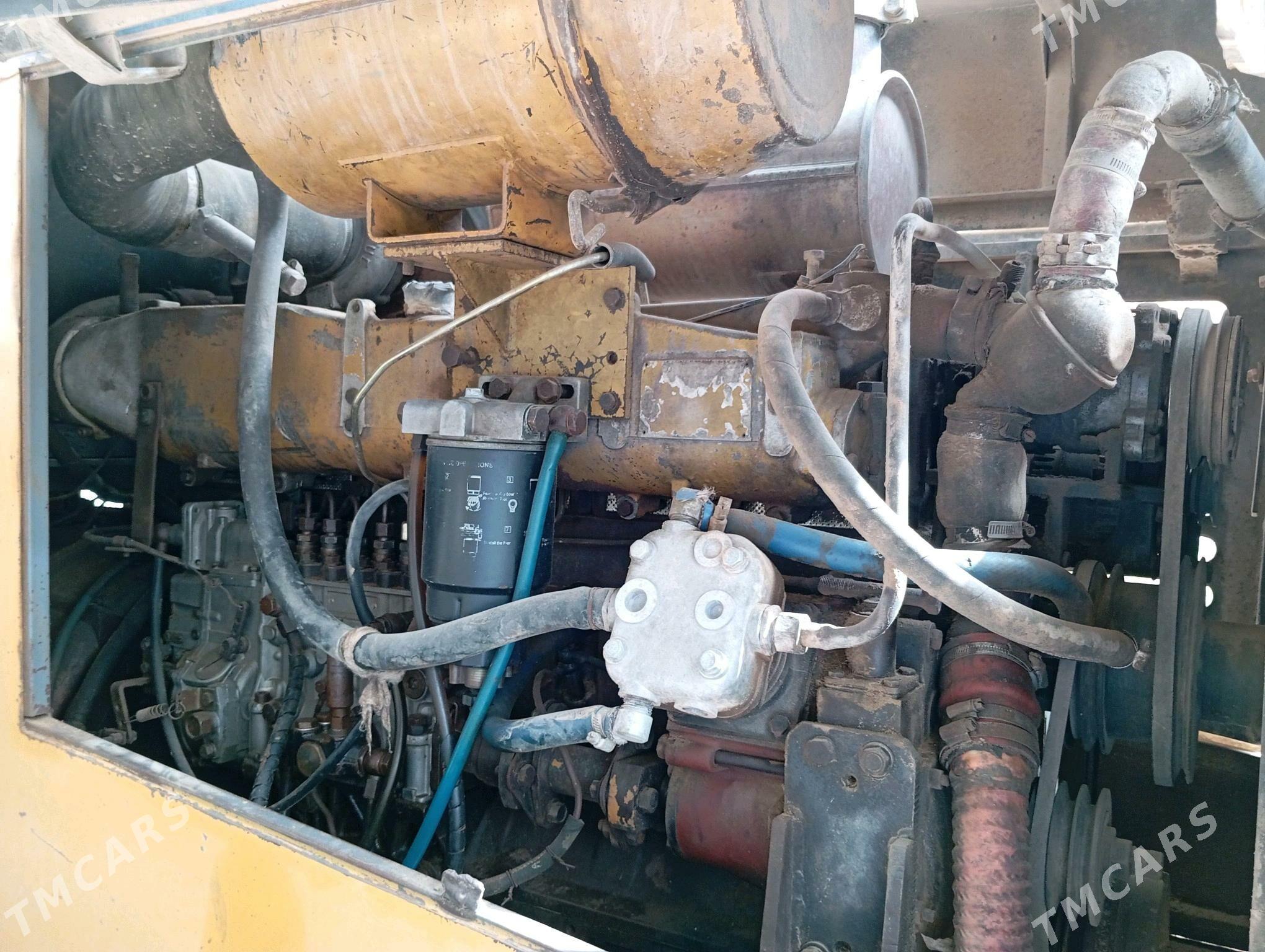 XCMG ZL50 2012 - 380 000 TMT - Çärjew - img 2