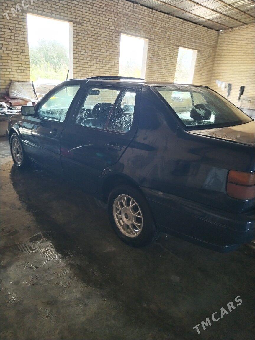 Volkswagen Jetta 1994 - 30 000 TMT - Туркменабат - img 2