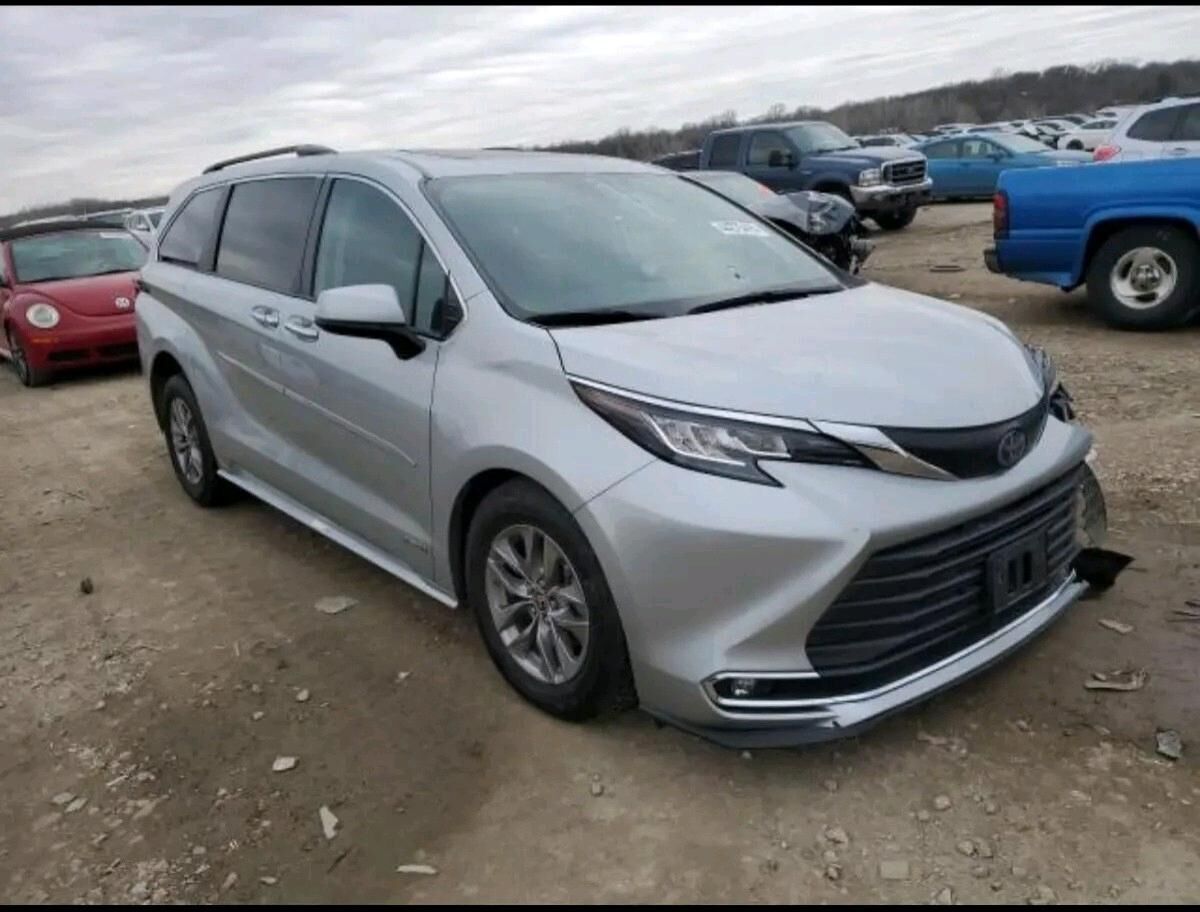 Toyota Sienna 2021 - 525 000 TMT - "Алтын Асыр" Гундогар базары ( Толкучка) - img 6