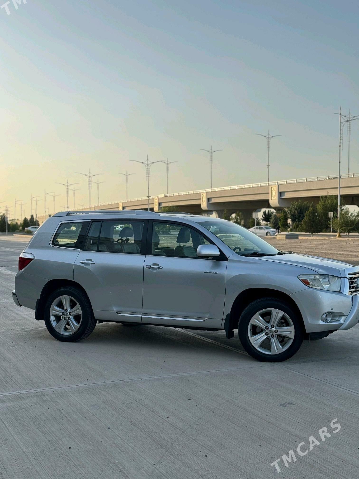 Toyota Highlander 2010 - 320 000 TMT - Ашхабад - img 4